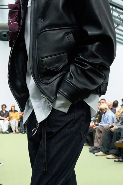 Look 38
